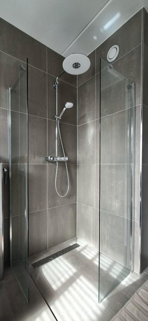 Douchecabine, Doe-het-zelf en Verbouw, Sanitair, Zo goed als nieuw, Douche, Chroom, Glas, Ophalen