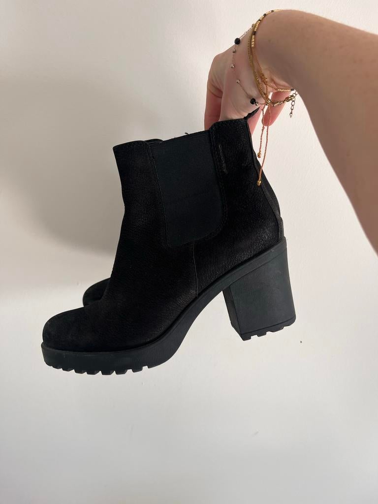Vagabond zwarte enkellaarzen met blokhak, Kleding | Dames, Schoenen, Ophalen of Verzenden, Gedragen, Zwart, Lage of Enkellaarzen
