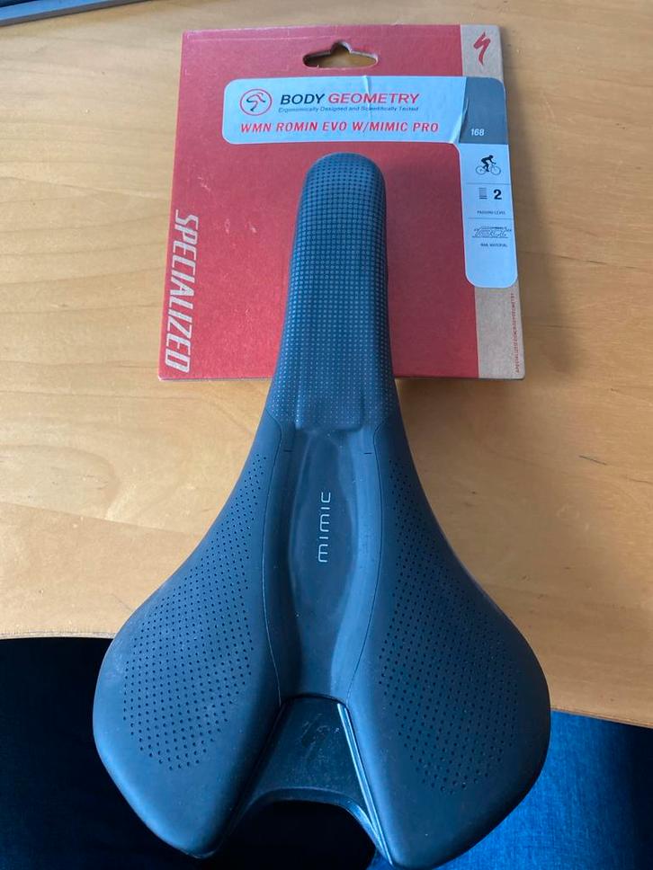 Specialized WMN Romin Evo w/Mimic Pro Zadel 168mm, Fietsen en Brommers, Fietsonderdelen, Nieuw, Zadel, Ophalen of Verzenden