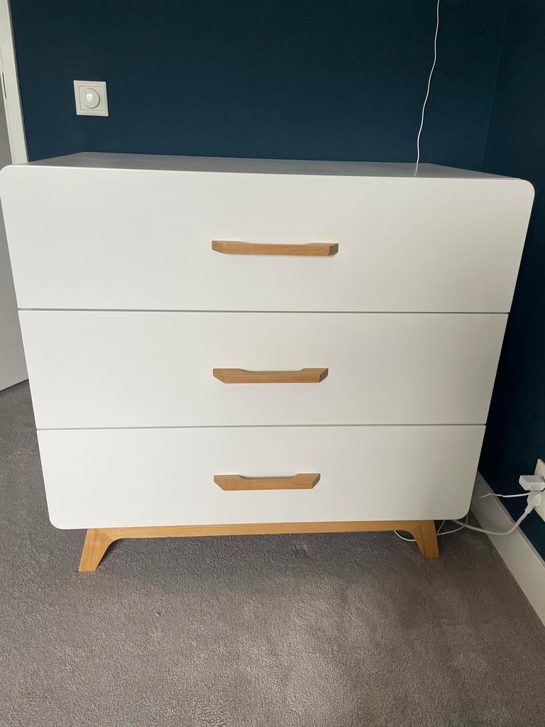 Commode Babydump wit met houten handgrepen, 50 tot 70 cm, Ophalen of Verzenden, 100 cm of meer, Zo goed als nieuw