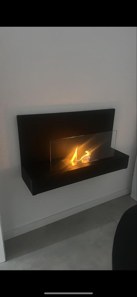 Moderne Wand Bio-Ethanol Haard - Zwart Design, Huis en Inrichting, Haarden, Ophalen of Verzenden, Zo goed als nieuw, Hangende haard