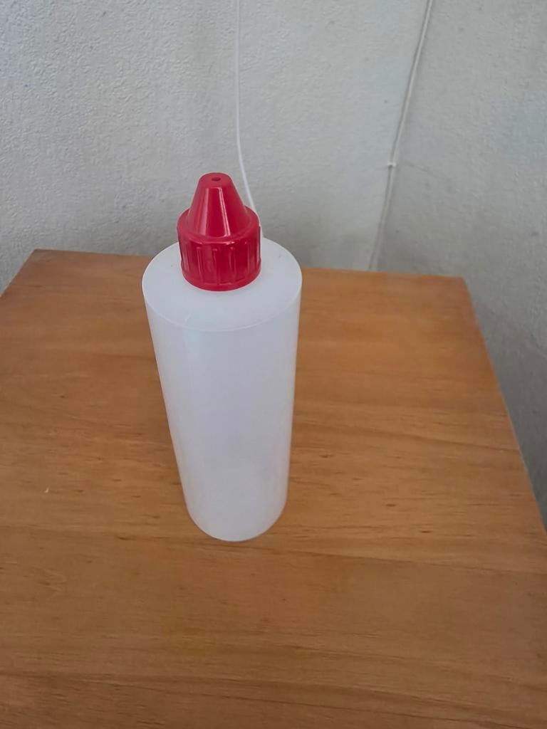 Tupperware Fles met rode dop, Huis en Inrichting, Keuken | Tupperware, Ophalen of Verzenden