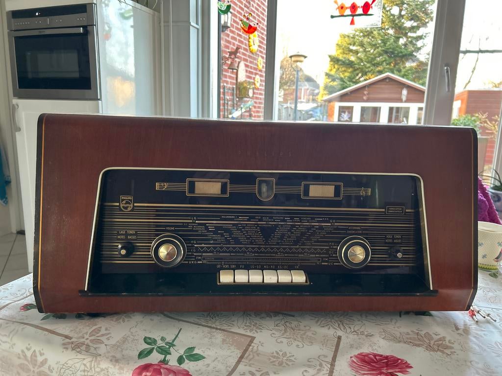 Vintage Philips Radio uit de Jaren '50, Audio, Tv en Foto, Radio's, Ophalen, Gebruikt, Radio