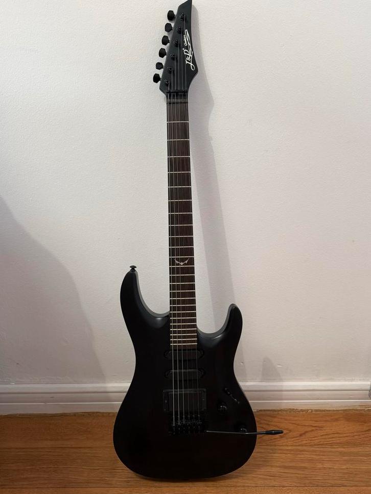 J&D super strat gitaar, Muziek en Instrumenten, Snaarinstrumenten | Gitaren | Elektrisch, Zo goed als nieuw, Solid body, Overige merken