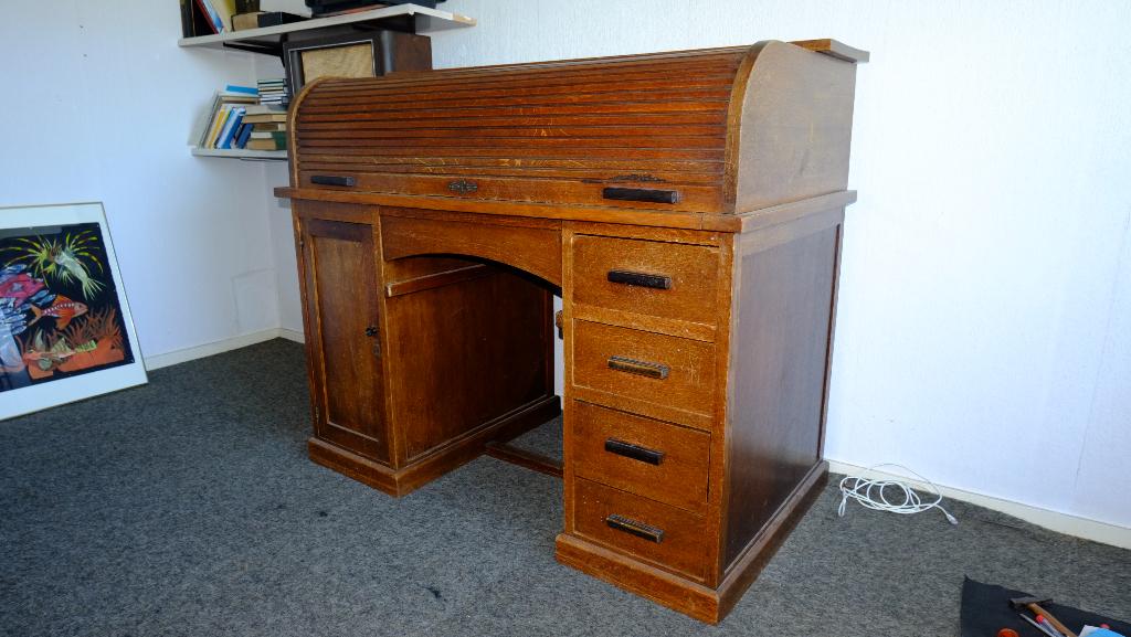 Cilinder bureau, Ophalen