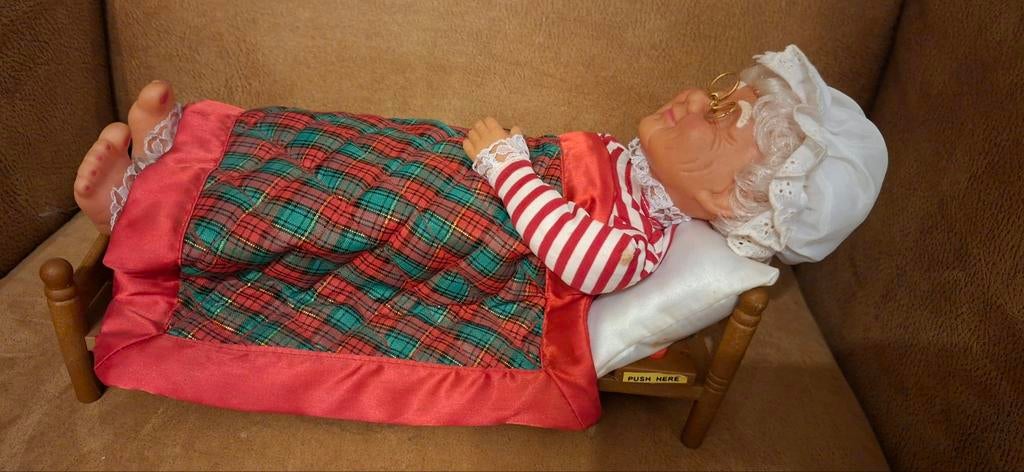 Kerst oma in bed, Diversen, Kerst, Ophalen of Verzenden