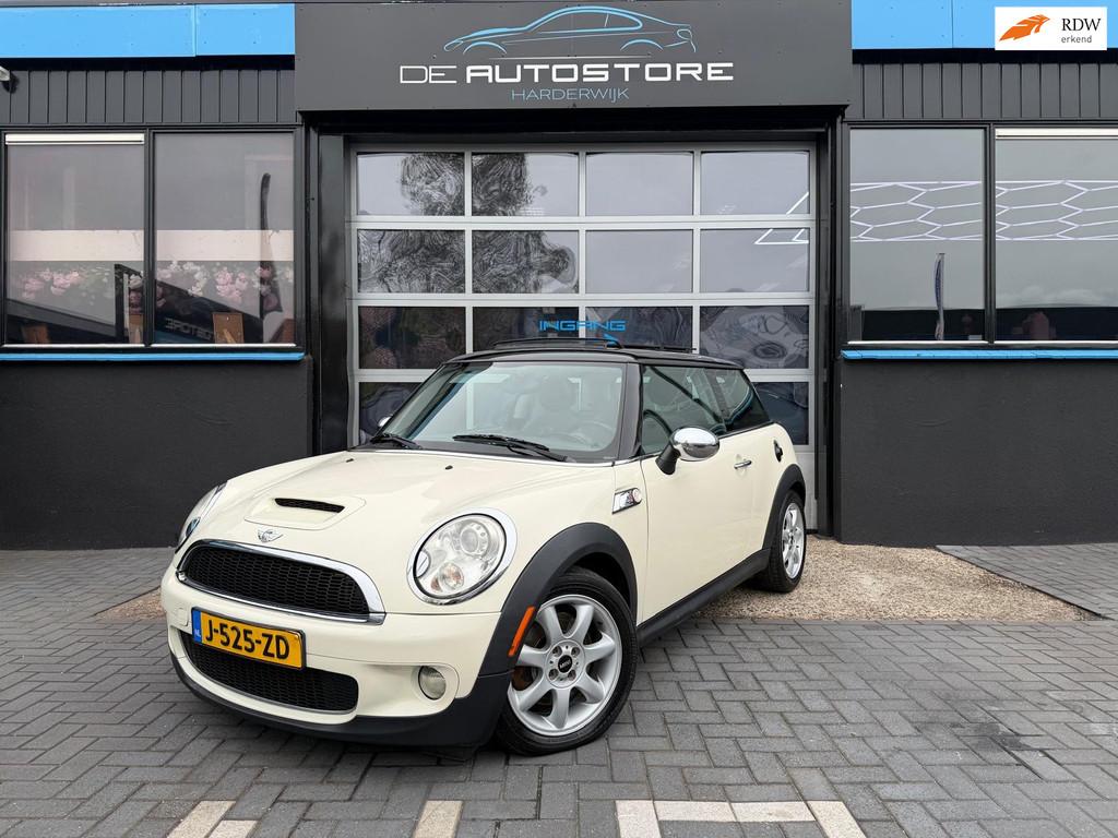 Mini Mini 1.6 Cooper S Pano dak leder Airco Cruise stoelverw, Auto's, Zwart, 4 cilinders, 4 stoelen, 1193 kg