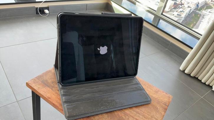 iPad Pro (12,9 inch) (5e generatie), Computers en Software, Apple iPads, Zo goed als nieuw, Apple iPad Pro, Wi-Fi, 12 inch, 256 GB