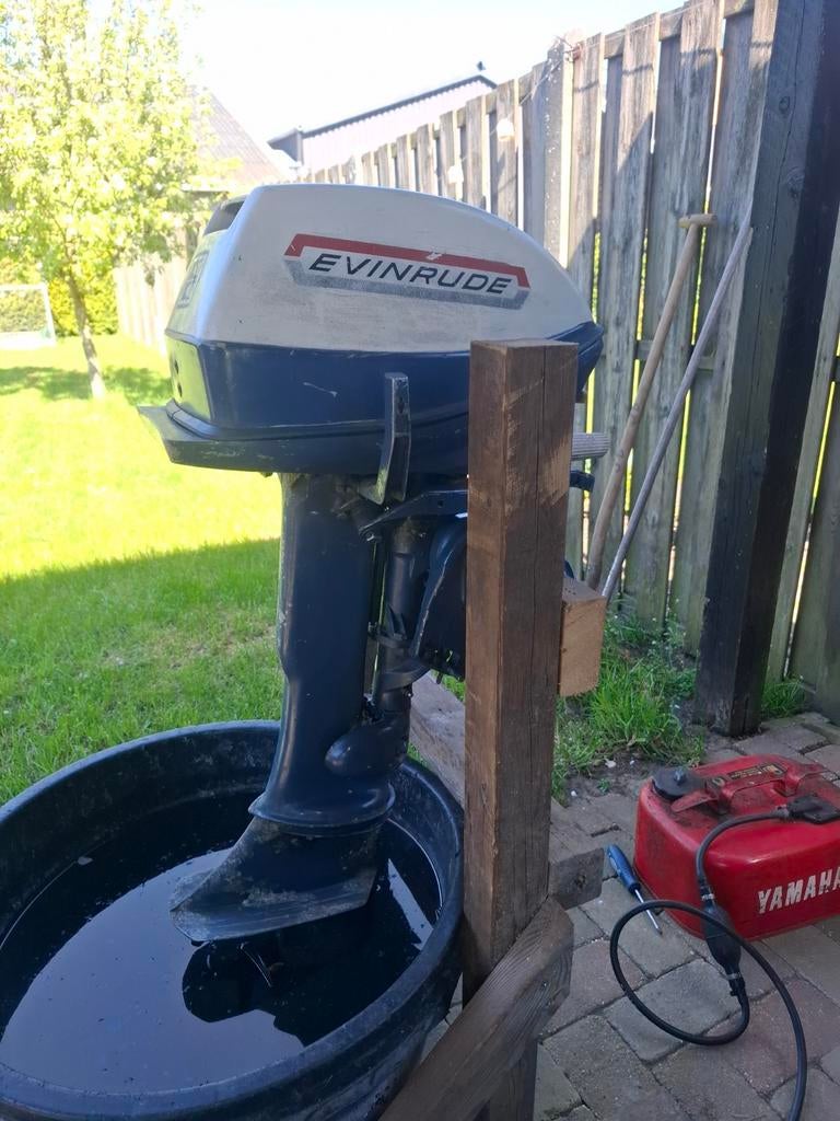 Evinrude fisherman 6pk buitenboordmotor, Watersport en Boten, Bootonderdelen, Ophalen, Motor en Techniek, Motorboot