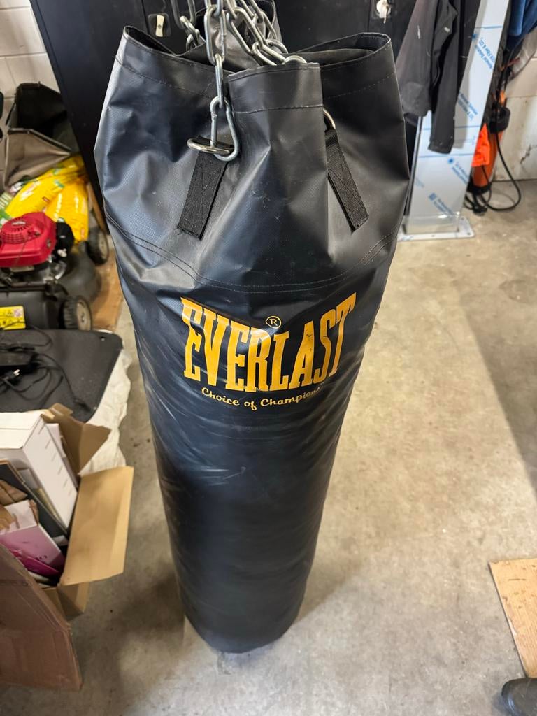 Everlast Heavy Bag Bokszak - Zwart, Sport en Fitness, Ophalen, Zo goed als nieuw, Bokszak