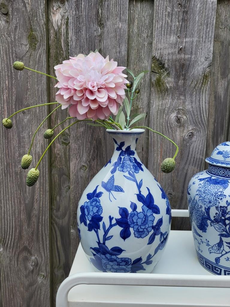 Prachtige hoge blauw witte porseleinen Riverdale vaas Floral, Blauw, Aardewerk of Porselein, Ophalen of Verzenden, Zo goed als nieuw