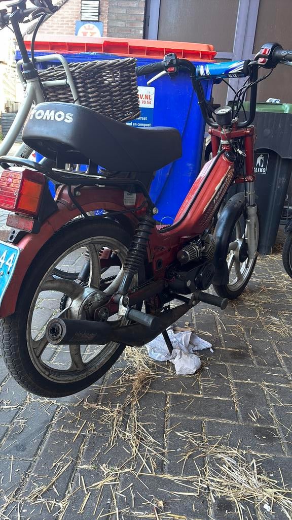 Tomos 50 cc snel, Fietsen en Brommers, Brommers | Tomos, Ophalen, Zo goed als nieuw, Standard
