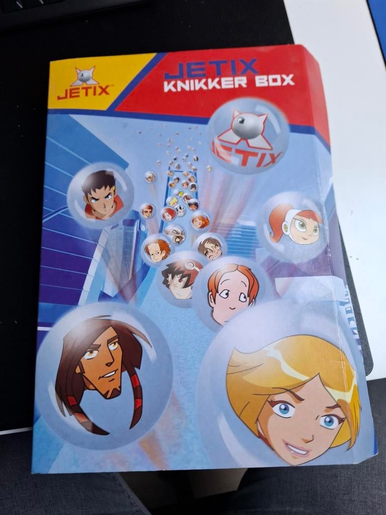 Jetix knikker box, Verzamelen, Supermarktacties, Plus, Ophalen of Verzenden