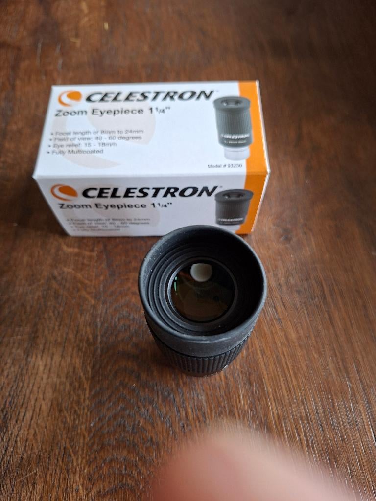 Celestron zoom oculair 8-24 1,25 inch nieuw € 85,- garantie, Ophalen of Verzenden, Nieuw, Minder dan 80 mm, Lenzentelescoop (refractor)