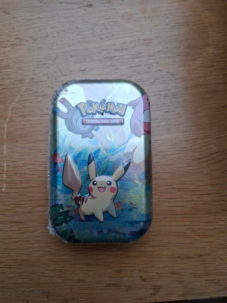 Kanto Power Mini Tin met Pikachu Artwork, Ophalen of Verzenden, Nieuw
