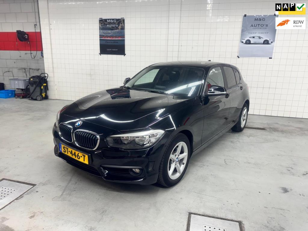 BMW 1-serie 118i M Sport, Auto's, Gebruikt, 4 cilinders, Zwart, 650 kg