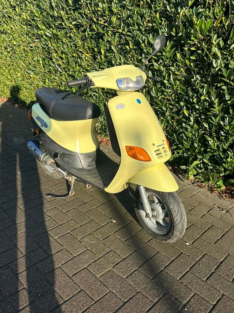 Piaggio zip type 3, Fietsen en Brommers, Scooters | Piaggio, Zo goed als nieuw, Zip, Maximaal 45 km/u, Tweetakt, Ophalen