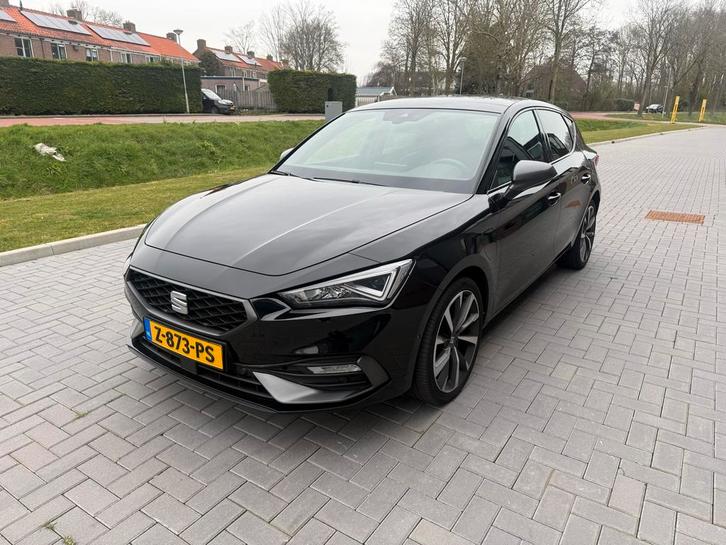 Seat Leon 1.4 TSI E-hybrid Phev 204pk Dsg-6 2021 Zwart, Auto's, Seat, Particulier, Leon, Achteruitrijcamera, Adaptieve lichten