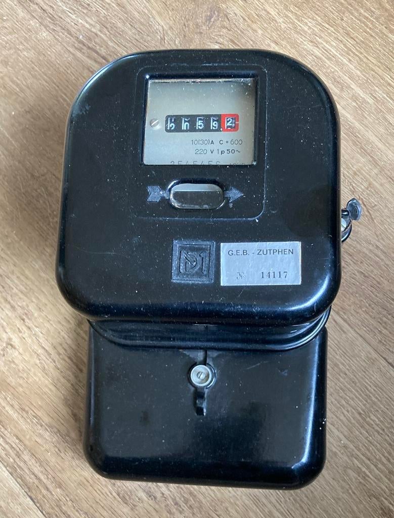 KWh meter, Doe-het-zelf en Verbouw, Meetapparatuur, Ophalen, Zo goed als nieuw, Elektriciteit