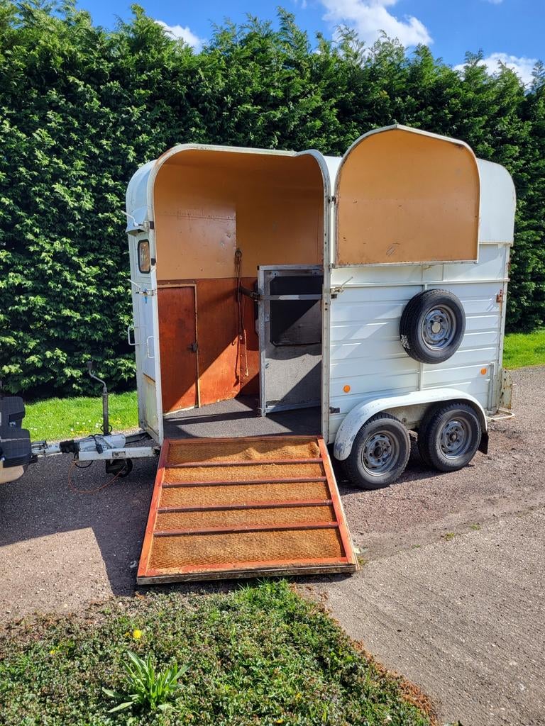 Paarden trailer, 2 paards, Ophalen, Gebruikt, Overige materialen, 2-paards trailer