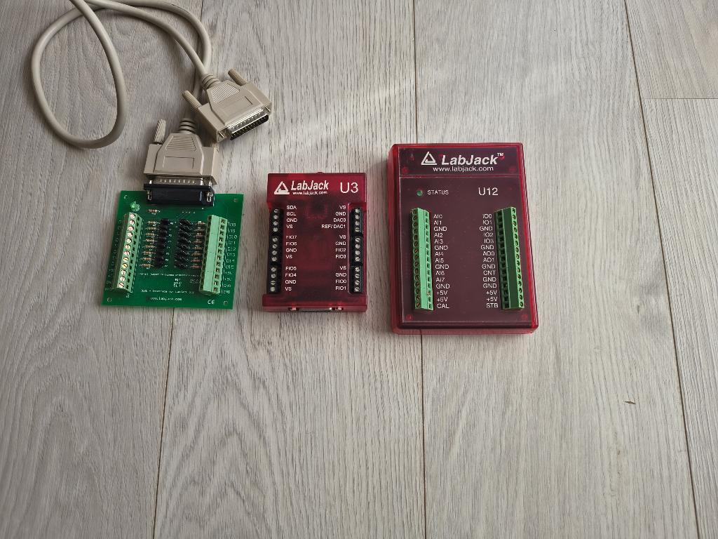 Labjack U3 en U12 DAQ, Computers en Software, Overige Computers en Software, Ophalen of Verzenden, Gebruikt