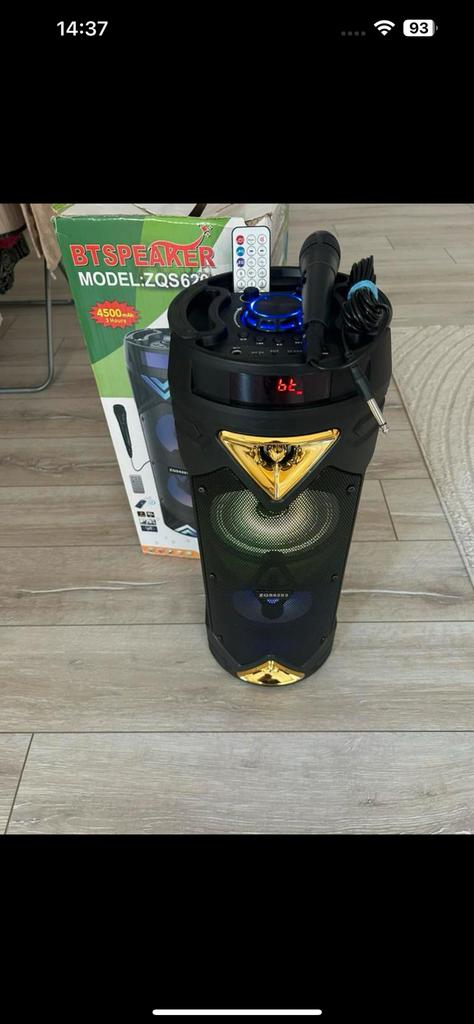 Bijna nieuw luidspreker Bluetooth, Ophalen of Verzenden, Zo goed als nieuw