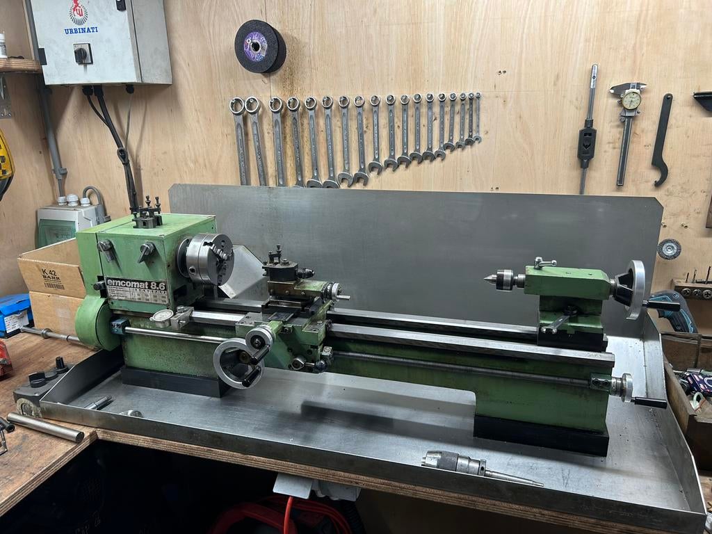 Draaibank Emco 220v frequentieregelaar Emcomat 8.6, Doe-het-zelf en Verbouw, Draaibanken, B, Gebruikt, Ophalen of Verzenden, A