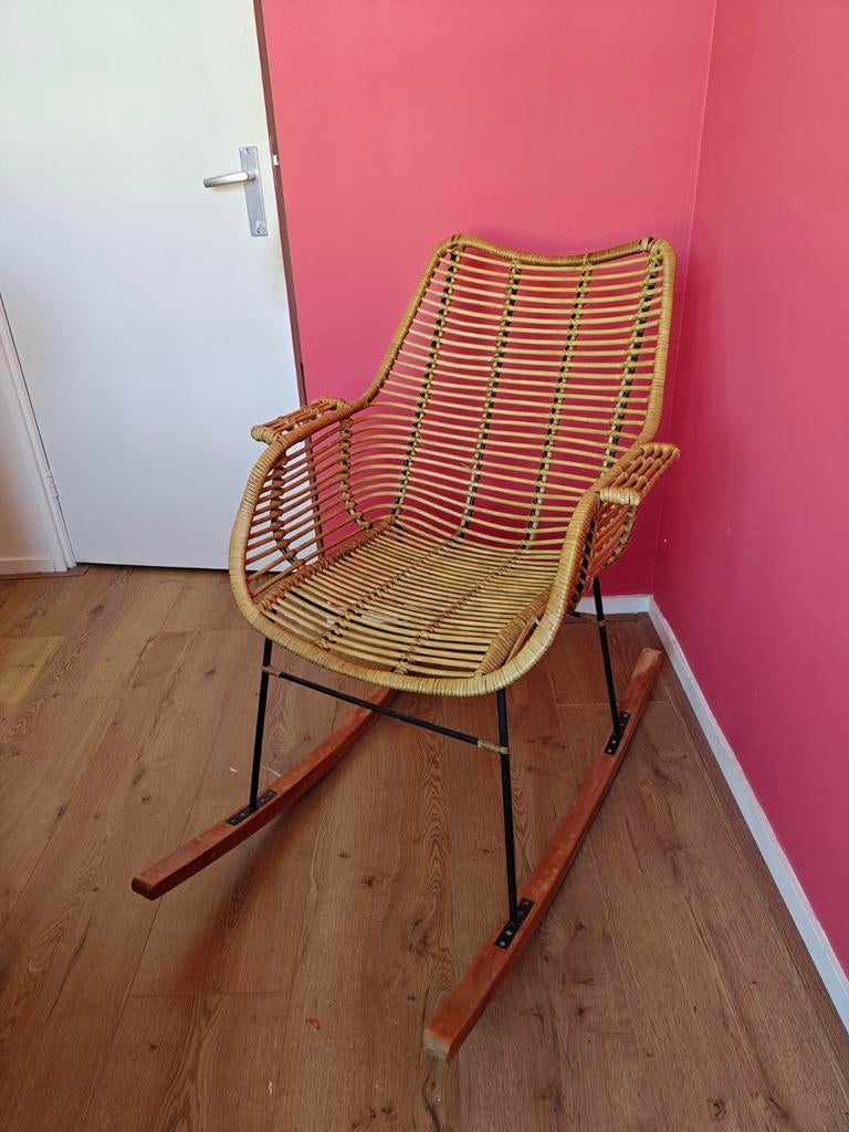 Rotan Schommelstoel, Huis en Inrichting, Stoelen, Ophalen, Gebruikt, Eén, Vintage, Bohemien, Retro