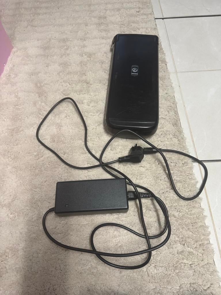 Fietslader met kapotte accu, Ophalen of Verzenden, Gebruikt