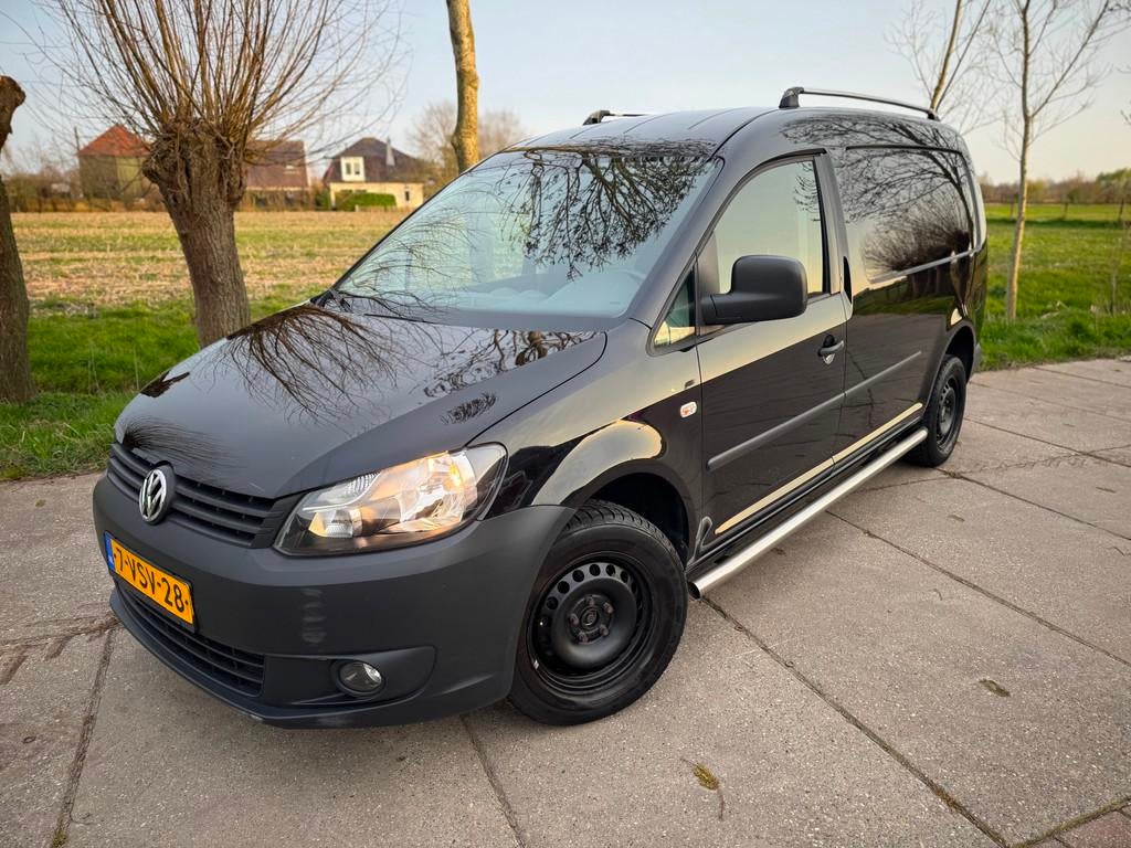 Volkswagen Caddy 1.6 TDI Maxi L2 102PK DSG/AIRCO/CRUISE/CARP, Auto's, Bestelauto's, Euro 5, Stof, Gebruikt, 4 cilinders