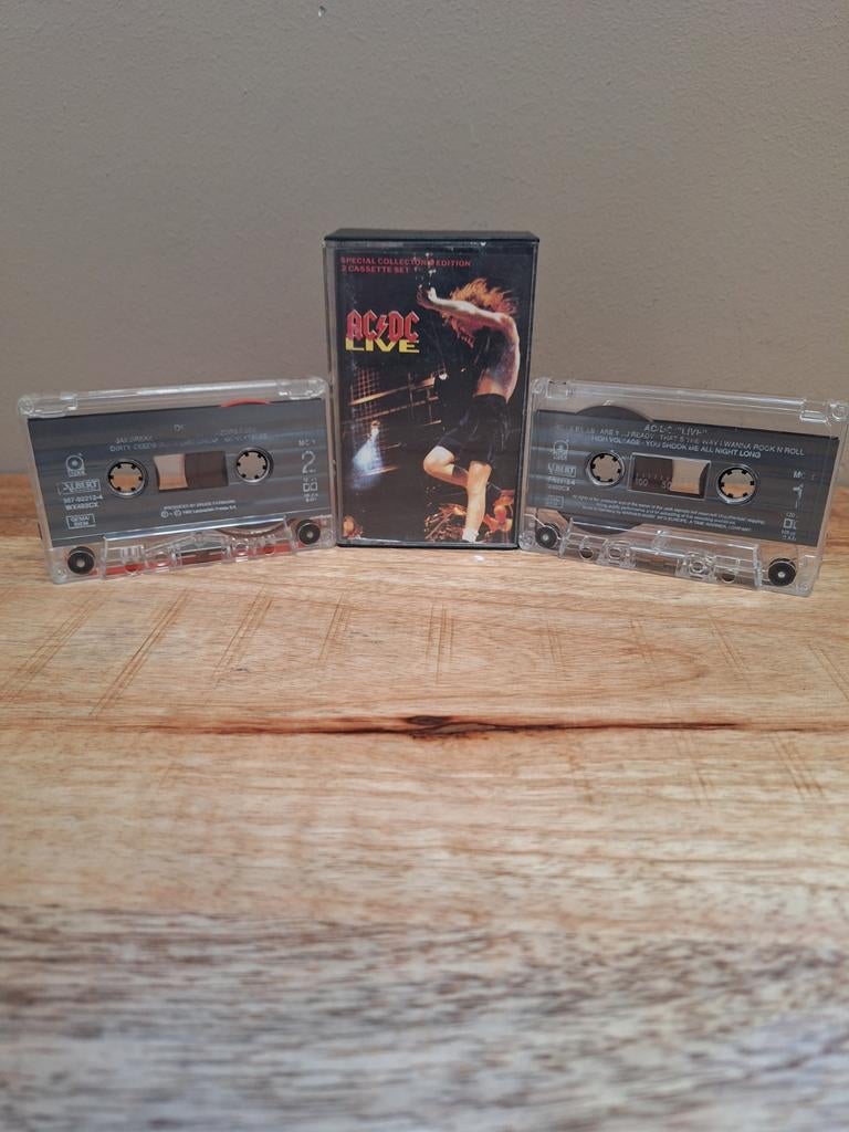 AC/DC Live Special Collectors Edition 2 Cassette Set, Cd's en Dvd's, Cassettebandjes, Gebruikt, 2 t/m 25 bandjes, Ophalen of Verzenden