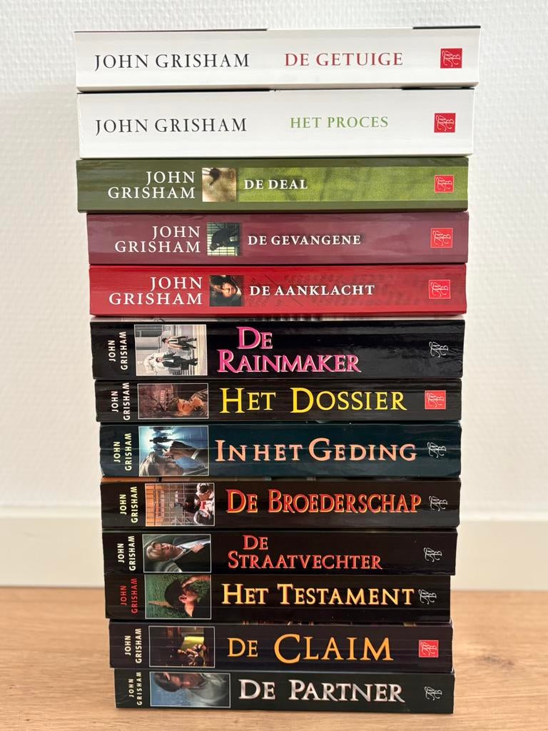 Verzameling van 13 John Grisham Legal Thrillers, Boeken, Detectives, Ophalen of Verzenden, Zo goed als nieuw
