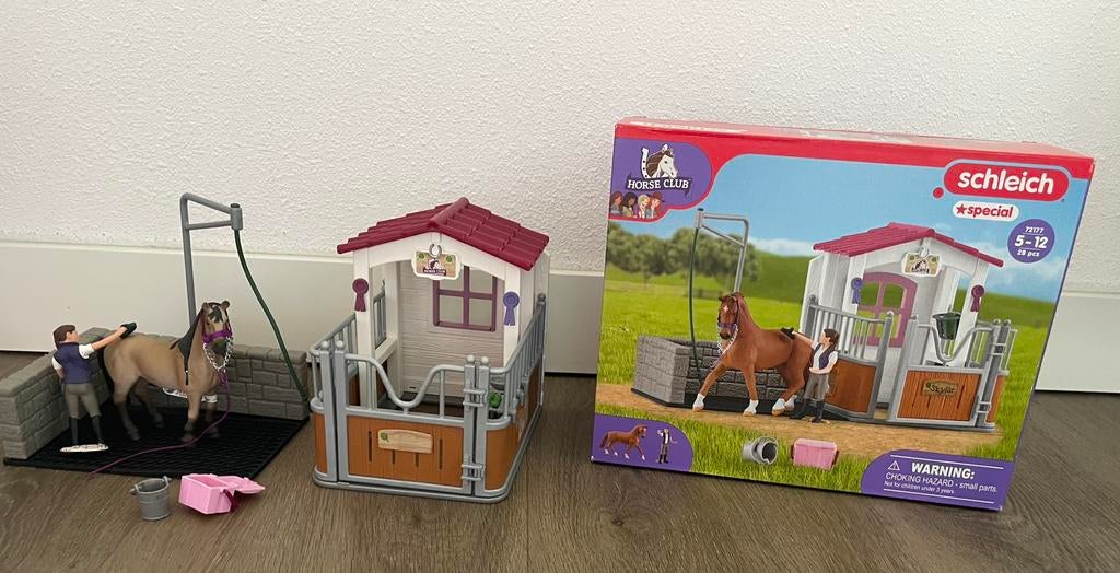 Schleich Horse Club Paardenbox met Wasplaats 72177 Exclusief, Ophalen of Verzenden, Zo goed als nieuw, Jongen of Meisje