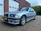 BMW M3 Sedan E36 - 3 serie - 1996 - Grijs - Showroomstaat, Achterwielaandrijving, 1435 kg, Leder, Stoelverwarming