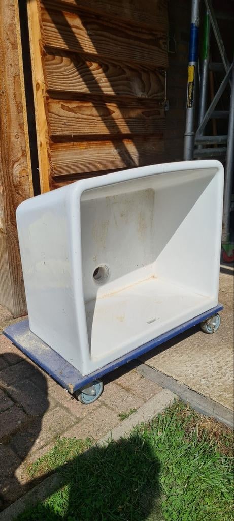 Grote antieke uitstortgootsteen - Gebruikt, Ophalen