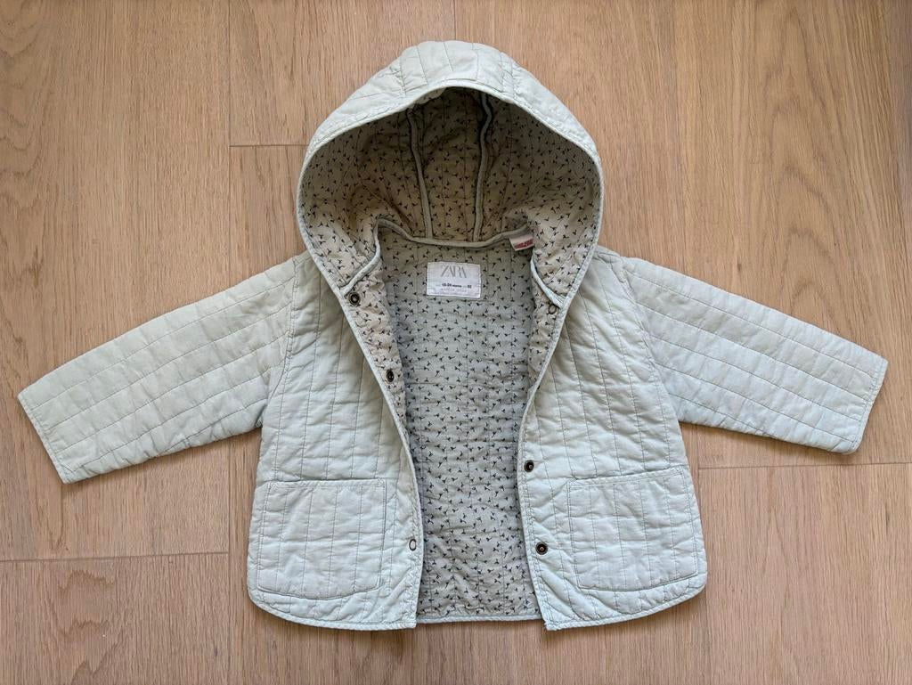 Zara gewatteerd jasje met capuchon - maat 92, Kinderen en Baby's, Kinderkleding | Maat 92, Ophalen of Verzenden, Zo goed als nieuw
