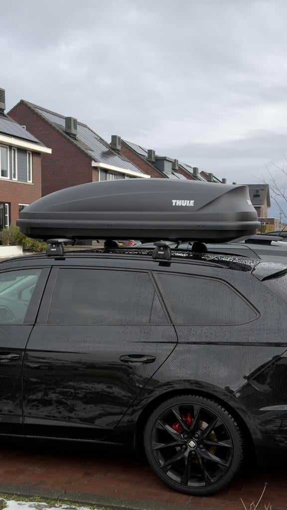 Te huur: Thule Pacific 200 dakkoffer., Ophalen of Verzenden, Zo goed als nieuw