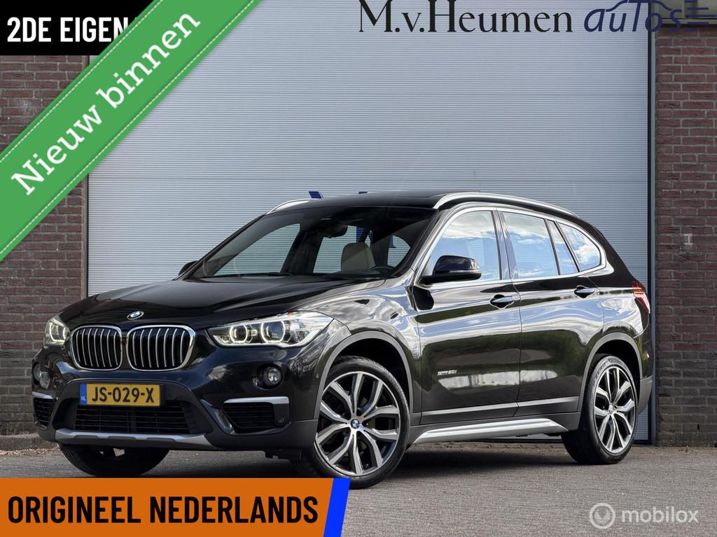 BMW X1 sDrive20i High Executive Pano Trekhaak Head UP Sports, Auto's, BMW, Bedrijf, Te koop, X1, ABS, Airbags, Airconditioning