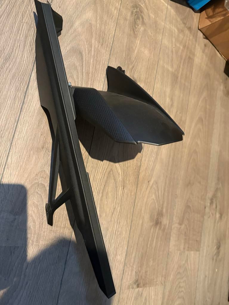 BMW S1000R Hugger Kettingbeschermer, Motoren, Onderdelen | BMW, Ophalen of Verzenden, Nieuw