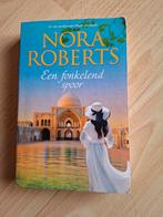 Nora Roberts Een fonkelend spoor, Ophalen of Verzenden, Zo goed als nieuw