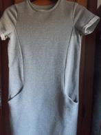 Mooie grijze jurk in maat S van Distrikt., Ophalen, Zo goed als nieuw, Grijs, Maat 36 (S)