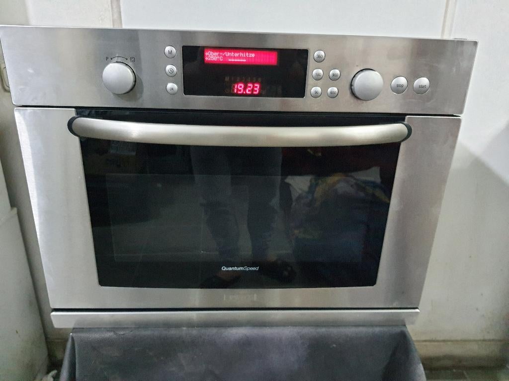 Schone Bosch Inbouw combi magnetron oven werkt Perfect, Witgoed en Apparatuur, Magnetrons, Ophalen, Inbouw, 45 tot 60 cm, Oven