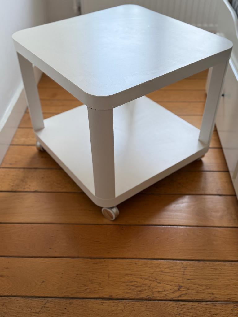 Bijzettafel met wielen, Ophalen, Minder dan 55 cm, Gebruikt, Vierkant