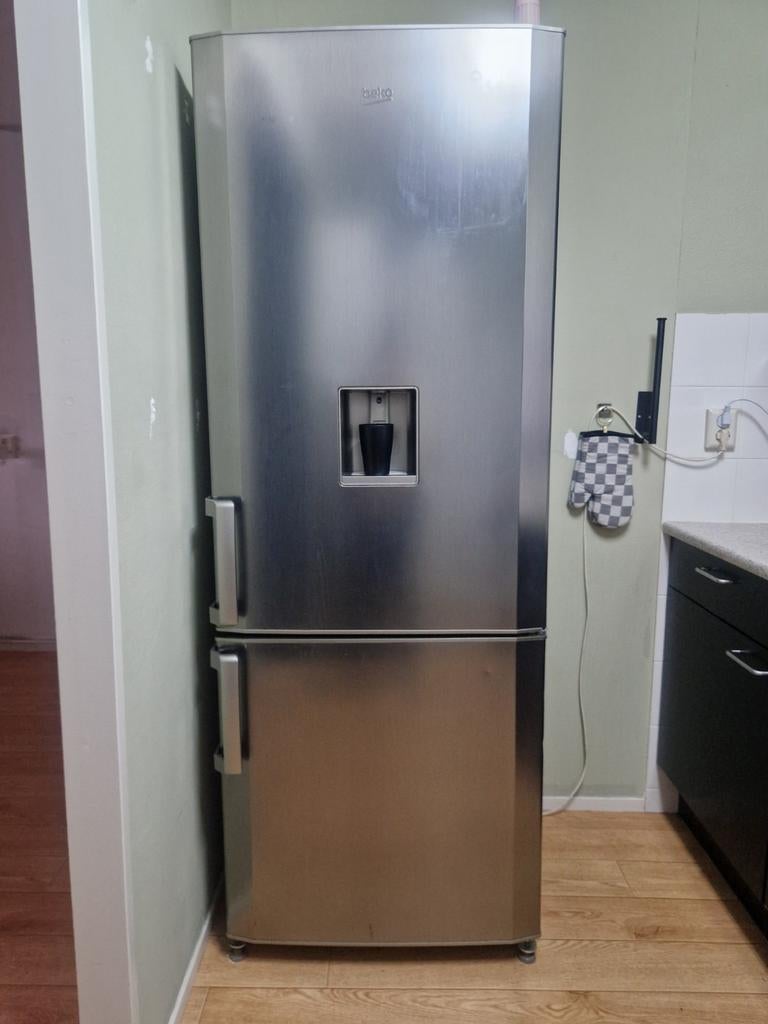 Zilver/grijs Koelkast no frost BEKO, Witgoed en Apparatuur, Koelkasten en IJskasten, 200 liter of meer, Ophalen of Verzenden, Zonder vriesvak