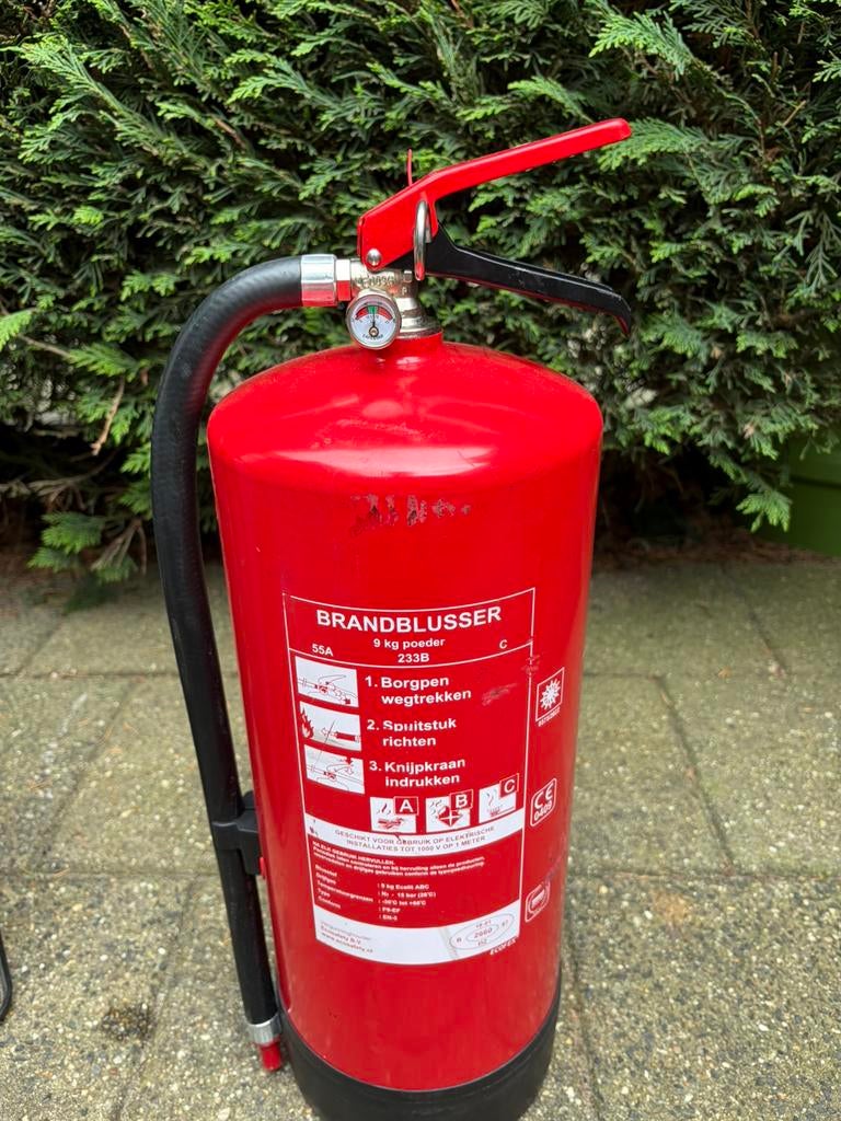 Brand blussers, Ophalen, Nieuw