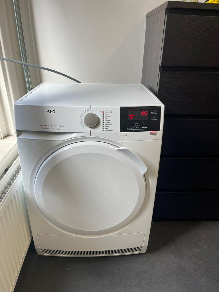 Aeg droger 6000 series lavatherm, Ophalen, 6 tot 8 kg, Zo goed als nieuw, 85 tot 90 cm
