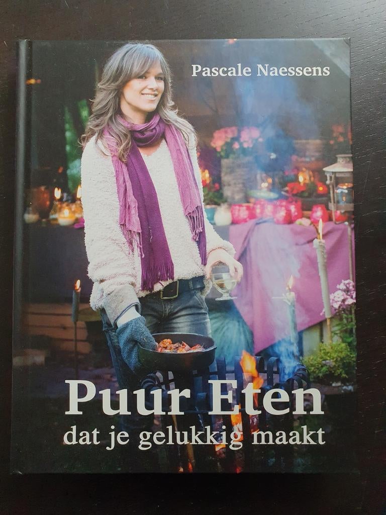 Pascale Naessens - Puur eten dat je gelukkig maakt, Boeken, Ophalen of Verzenden, Zo goed als nieuw, Pascale Naessens