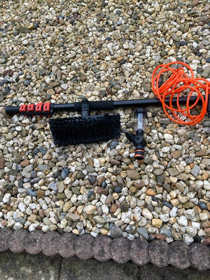 Telescoop Wasborstel met Wateraansluiting - 6 Meter, Tuin en Terras, Waterpompen, Zo goed als nieuw, Ophalen