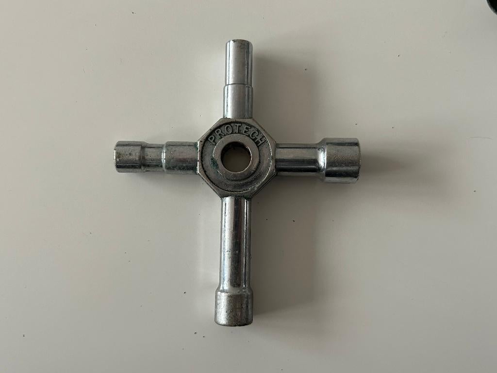 Protech kruissleutel 1/10 rc modelbouw, Hobby en Vrije tijd, Modelbouw | Radiografisch | Auto's, Ophalen of Verzenden, Gebruikt