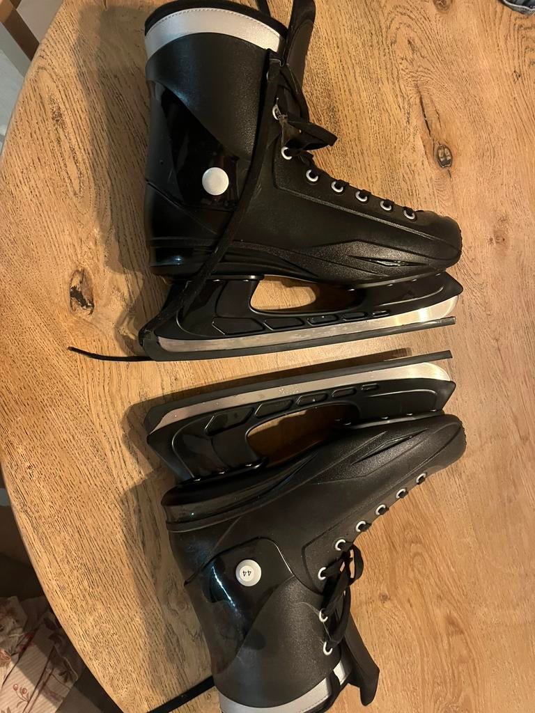 Ijshockey schaatsen maat 44, Sport en Fitness, Schaatsen, Ophalen, Zo goed als nieuw, IJshockeyschaatsen, Overige merken